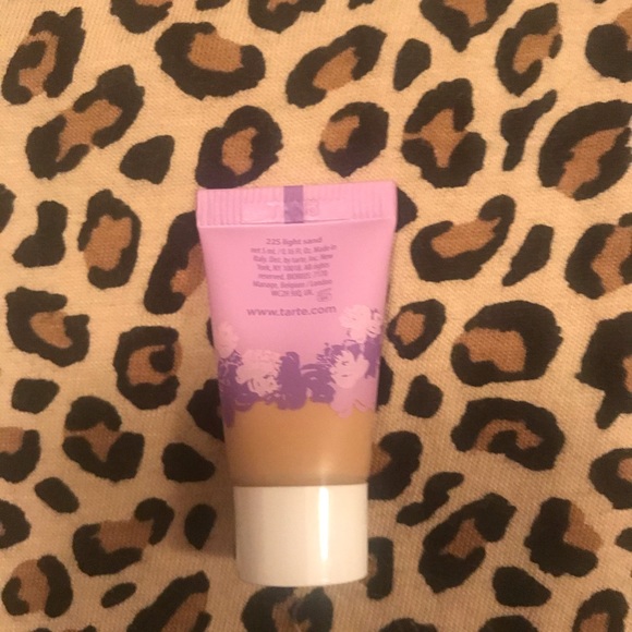 3/15$ HOST PICK🎉 tarte tinted hydrator - Picture 3 of 3